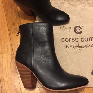 Corso Como black leather booties